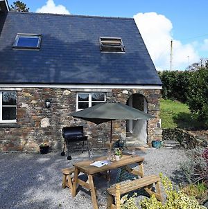 Y Bwthyn - Cosy Cottage With Parking Begelly Exterior photo