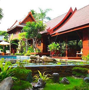 Ruenkanok Thaihouse Resort Hua Hin Exterior photo