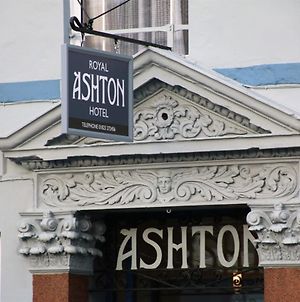 Royal Ashton Townhouse - Taunton Hotel Exterior photo