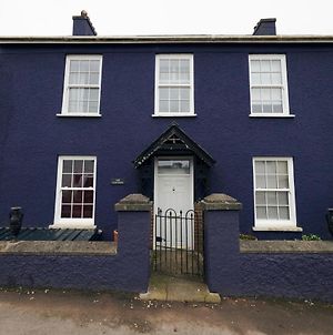 The Cottage-Large Central Property With Estuary Views And Private Parking Laugharne Exterior photo