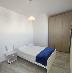 F6-1 Room 1 Double Bed Shared Bathroom In Shared Flat Msida Exterior photo