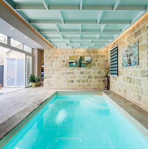 Luxurious Villa With Indoor Heated Pool Zurrieq Exterior photo
