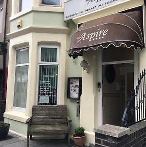 The Aspire Bed & Breakfast Blackpool Exterior photo