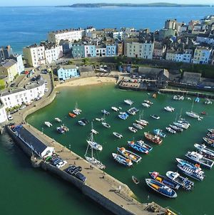 Gwynne House - 6 Bedroom Luxurious Holiday Home - Tenby Harbour Exterior photo