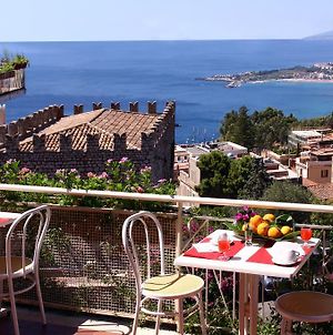 Hotel Mediterranee Taormina Exterior photo