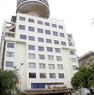 The Ambassador, Marine Drive, Mumbai Hotel Exterior photo