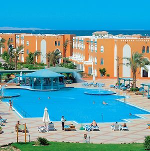 Sunrise Garden Beach Resort Hurghada Exterior photo