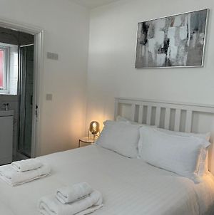 Citybreaks Rooms With Free Parking Liverpool Exterior photo