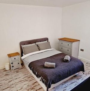 City Centre Lovely Apartment With The Cheapest Overnight Parking Leicester Exterior photo