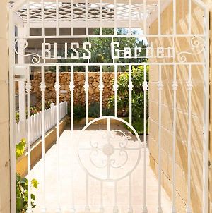 Bliss Boutique Living Bed & Breakfast Xaghra Exterior photo