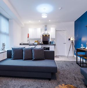 Comfy And Cosy Liverpool Apartment Free Wifi Netflix Exterior photo