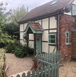 Soldiers Cottage, With Hot Tub, Dog Friendly, Great Views Hereford Exterior photo
