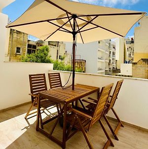 Brand New 2 Bed 2 Bath Apartment In Sliema Exterior photo