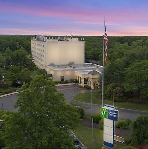 Holiday Inn Express Stony Brook-Long Island, An Ihg Hotel Centereach Exterior photo