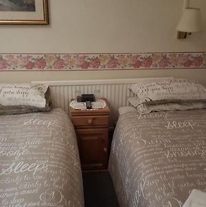 Star And Garter Bed & Breakfast Lincoln Room photo