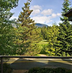 Gleneagles By Westwind Properties Apartment Whistler Room photo