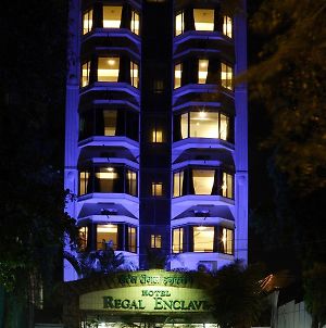 Regal Enclave Hotel Mumbai Exterior photo