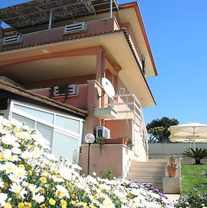 Le Ninfe Bed And Breakfast Anzio Exterior photo