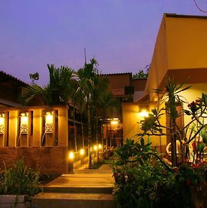 Koko Palm Inn Chiang Mai Exterior photo