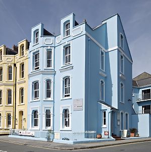 No: 1 The Esplanade Guest Accommodation. Tenby Exterior photo