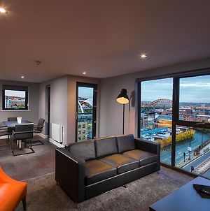 Dream Apartments Quayside Newcastle upon Tyne Exterior photo