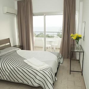 Anemos Apartments Limassol Exterior photo