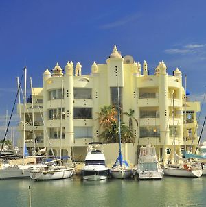 Capaldi Luxury Holiday Rentals Puerto Marina Benalmadena Exterior photo