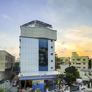 Benzz Park Hotel Chennai Exterior photo