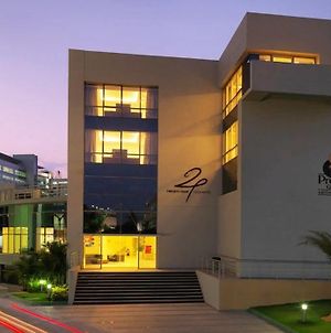 24 Tech Hotel Bangalore Exterior photo