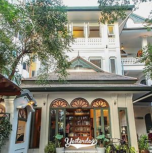 Yesterday Hotel Chiang Mai Exterior photo