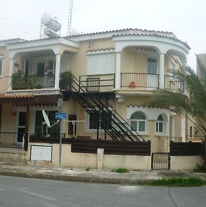 Larnaca Budget Residences Exterior photo