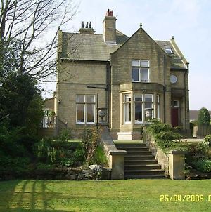 The Manor Guest House Bradford  Exterior photo