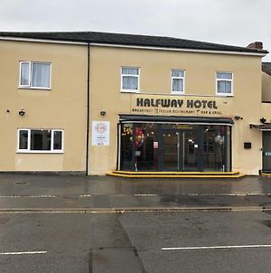 Halfway Hotel Coalville Exterior photo