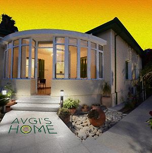 Avgi'S Home Limassol Exterior photo