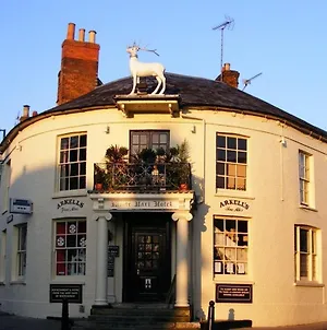 The White Hart Hotel Whitchurch  Exterior photo