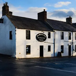 The Waterloo Arms Hotel Chirnside Exterior photo