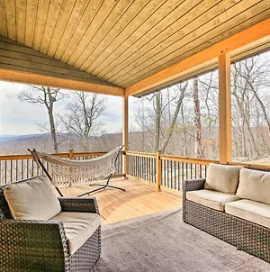 The Glabin Garrison Gem With Deck And Fire Pit! Villa Exterior photo