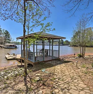 Pet-Friendly Wedowee Home With Hot Tub And Dock! Exterior photo