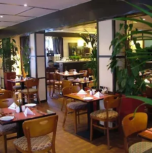 Campanile Restaurant Basildon - East Of London Hotel Exterior photo