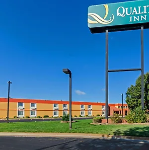 Quality Inn South Wichita Exterior photo