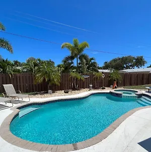 Paradise 4 Min To The Beach With Private Heated Pool Deerfield Beach Exterior photo