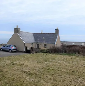 Fabulous Location With Sea And Castle View - Nc500 Bed & Breakfast Keiss Exterior photo