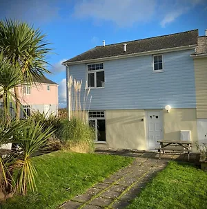 Pass The Keys 4 Bedroom Holiday Home On The Outskirts Of Newquay Newquay  Exterior photo
