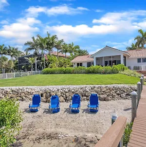 Paradise With A Pool, Pier And Private Beach Area Osprey Exterior photo