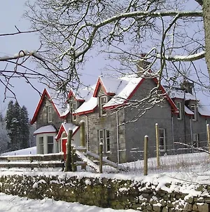 Cluny Mains Villa Newtonmore Exterior photo