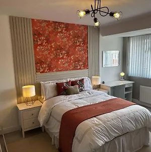 Modern 3 Bedroom Home Near Birmingham Airport & Nec Sheldon  Exterior photo