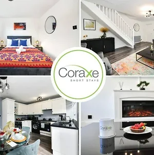 3 Bedrooms Executive Living For Contractors And Families By Coraxe Short Stays Oldbury  Exterior photo