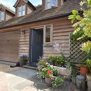 Little Lock Cottage Horsham Exterior photo