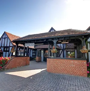 The Chichester Hotel Wickford Exterior photo