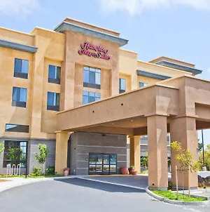 Hampton Inn & Suites Salinas Exterior photo